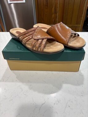 Clarks Women’s Tan Leather Slide Sandals